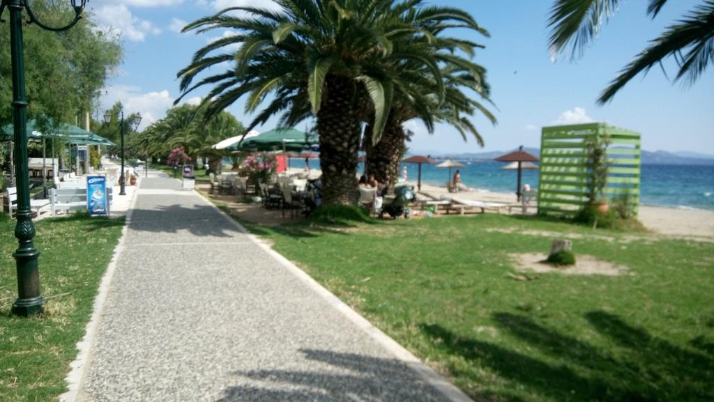 Villa George - Family Holidays Néa Mákri Eksteriør bilde